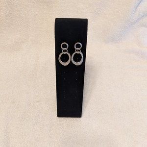 Silpada Sterling Freeform Oval Textured Interlocking Circle Post Earrings